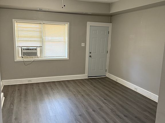 5th image of 3207 Brighton St