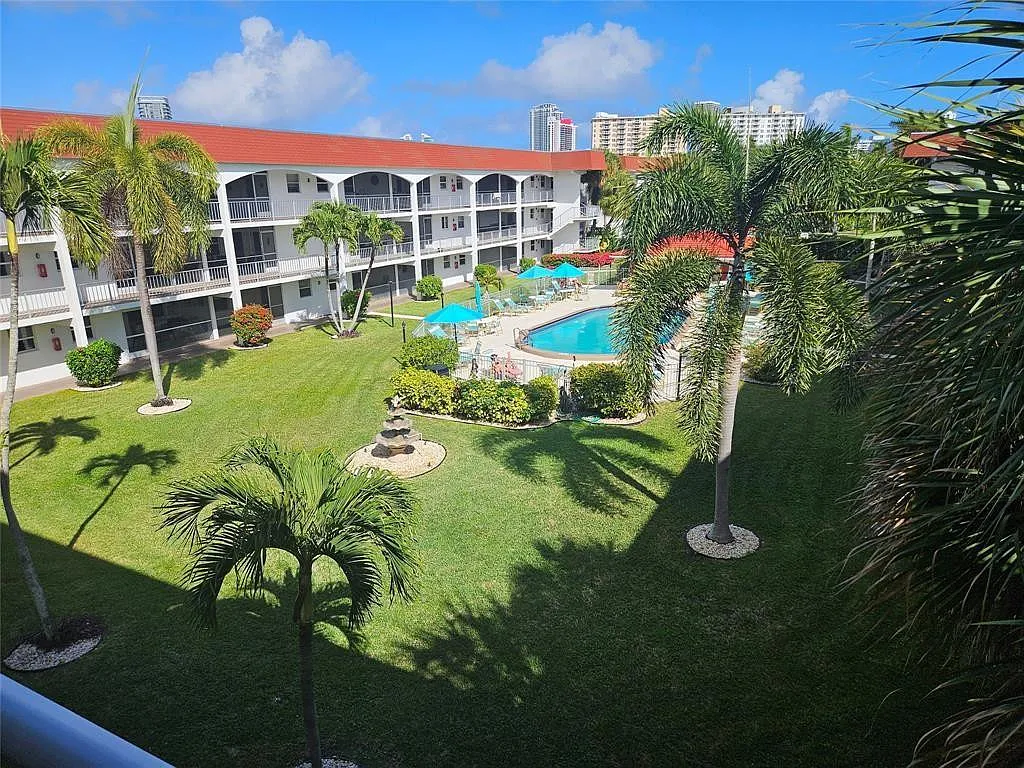 1 bed, 1.0 bath, 620 sqft, $1,700 — Photo 1