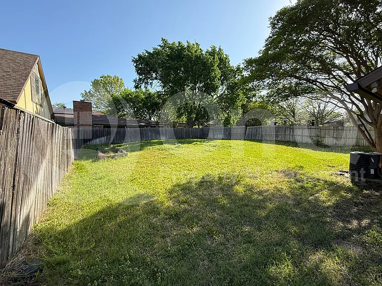 3005 Meandering Way — Photo 23