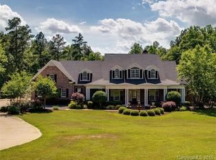 653 Crimson Clover Ct, Lake Wylie, SC 29710