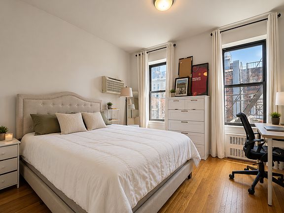 3rd image of 12 Charles St APT 6A
