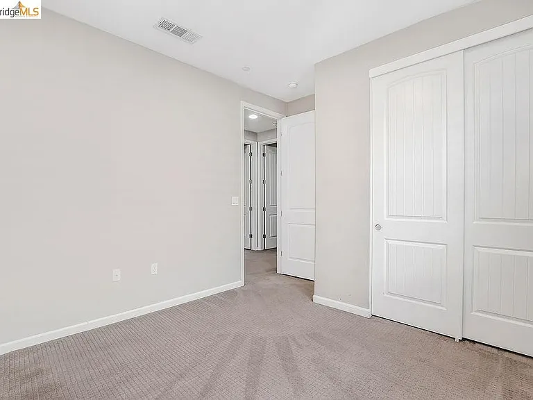1354 Portofino Dr — Photo 14