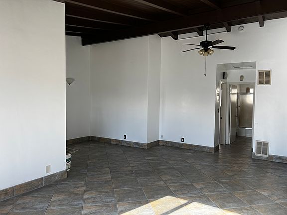 4th image of 5628 Ash St #11