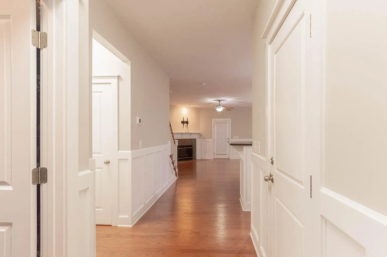 3 bed, 2.5 bath, 1772 sqft, $1,850 — Photo 2