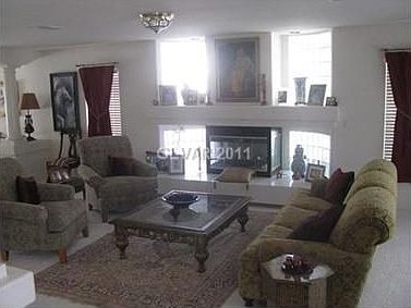 4th image of 4033 Mansion Hall Ct