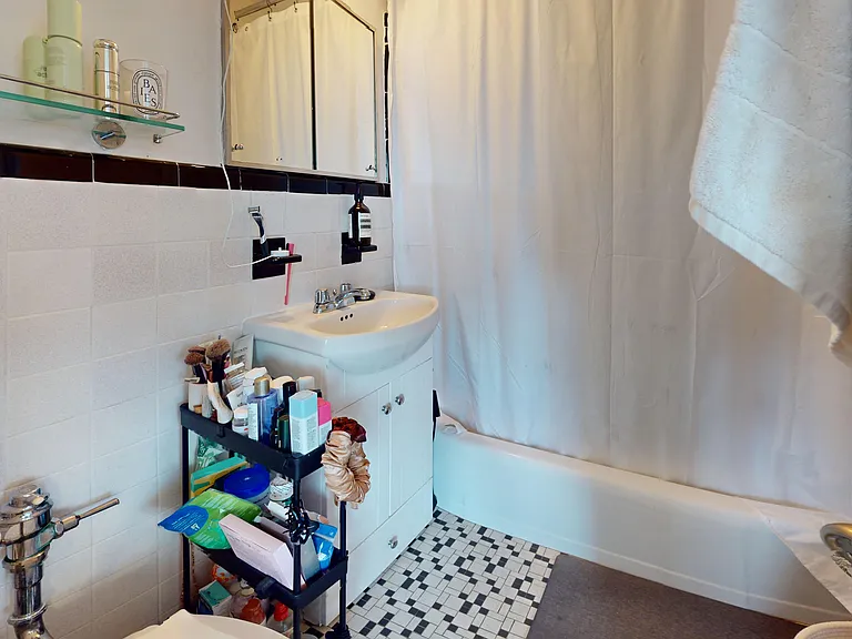 14 Horatio St #12E — Photo 7