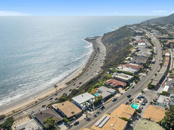 18111 Coastline Dr APT 1, Malibu, CA 90265