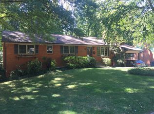 5647 Ravenel Ln, Springfield, VA 22151