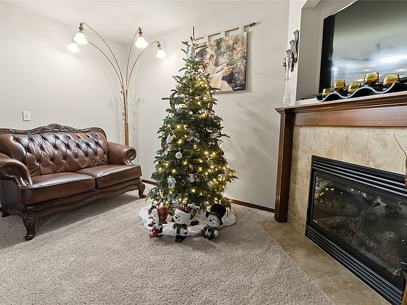 4th image of 18140 71st Avenue E