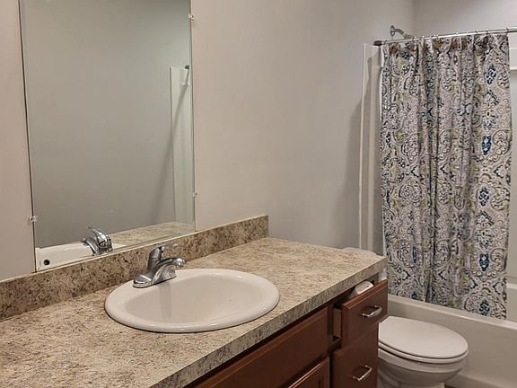 4th image of 1919 Patterson Ct #1919