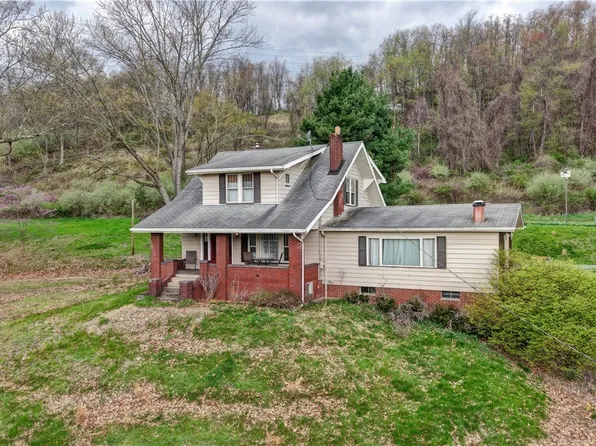 6456 Dover Zoar Rd NE, Dover, OH 44622