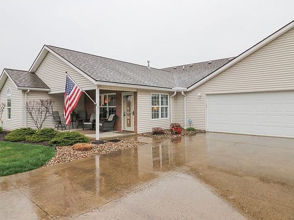 3rd image of 2364 Deerfield Ln