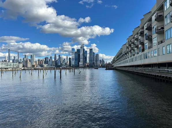 600 Harbor Boulevard image 29 of 32