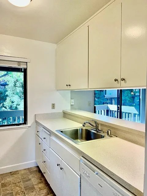 1776 Camino Verde #E - 1 — Photo 2