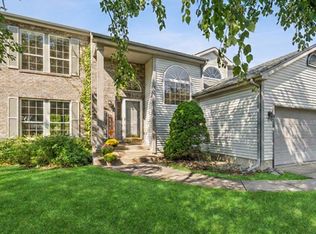 378 Ballenisle Ct, Chesterton, IN 46304