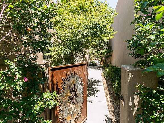 3rd image of 8923 Desert Fox Way NE