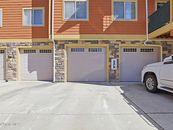 2nd image of 6800 N Spurwing Loop #202