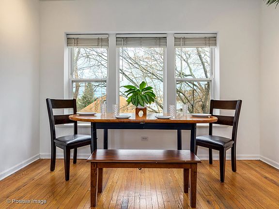 4th image of 1437 W Arthur Ave APT 3