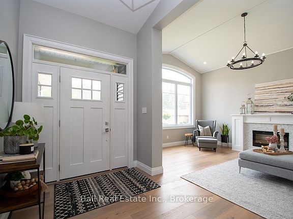 5th image of 11 Kingdon Ave