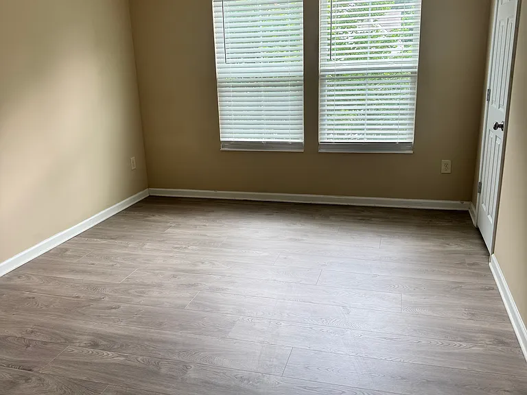 1620 Shire Village Dr — Photo 70