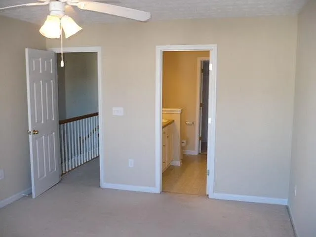 117 Creekwood Dr — Photo 17