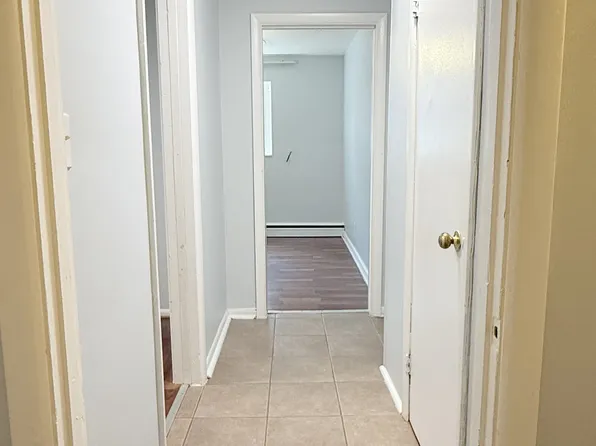 1590 Ouellette Ave, Windsor, VT