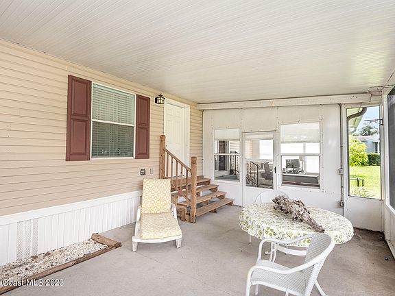 4th image of 4773 Cambridge Dr