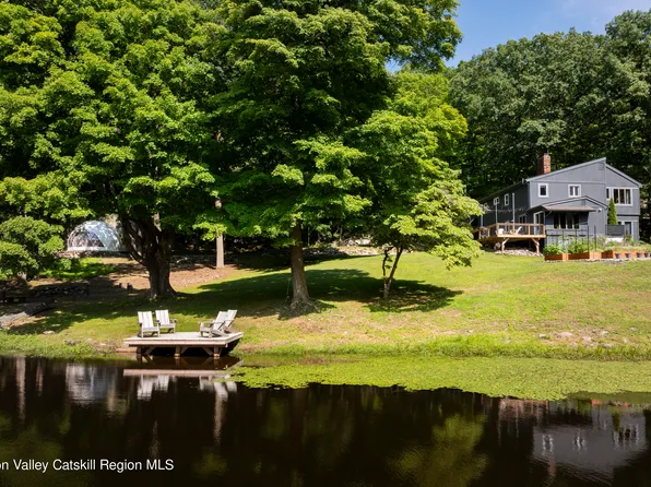 501 Huckleberry Turnpike, Wallkill, NY 12589