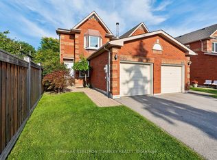 805 Playter Cres, Newmarket, ON L3X1W7