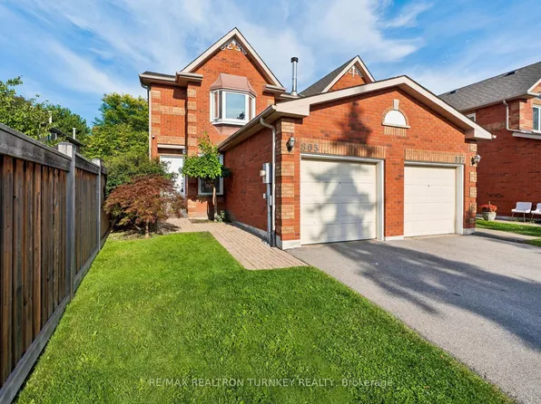 805 Playter Cres, Newmarket, ON L3X 1W7
