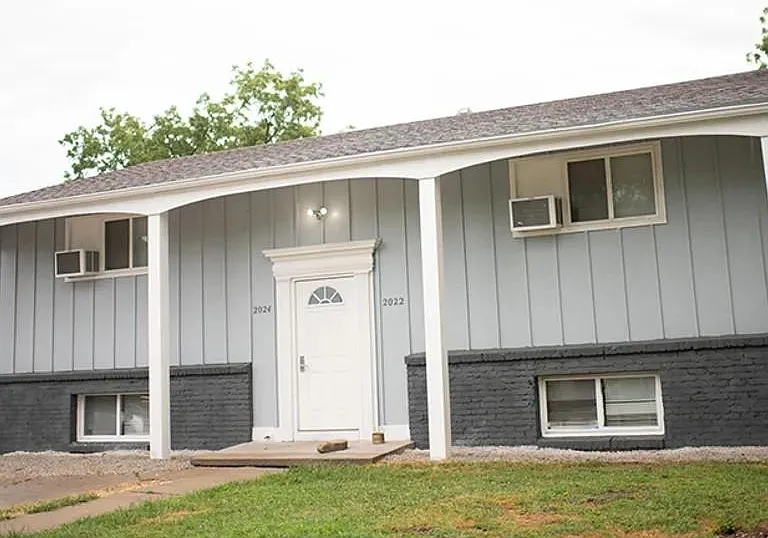 2022 Gloria Ave #A — Photo 1