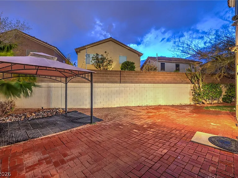 9785 Trail Rider Dr — Photo 40