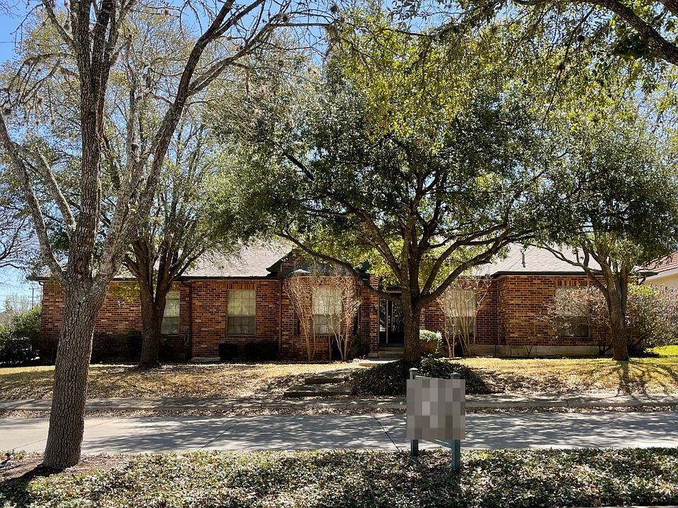 1st image of 13414 Heights Lane Dr