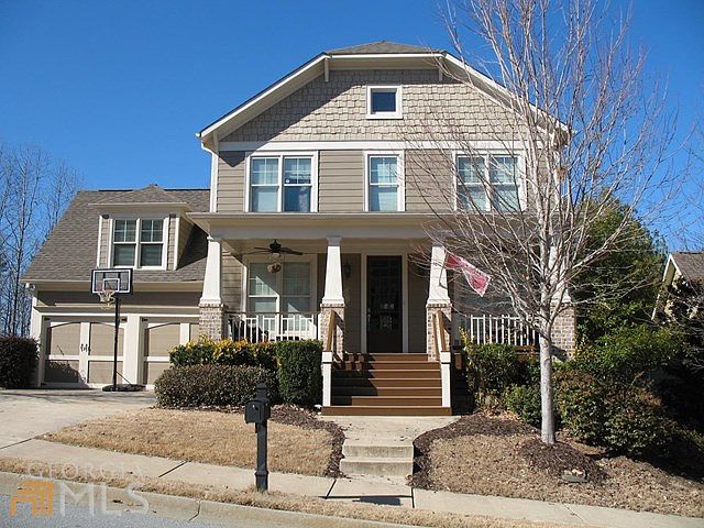 1st image of 119 Woodbury Ln