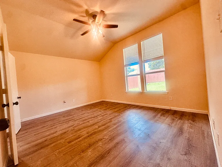1029 Port Mansfield Dr — Photo 12