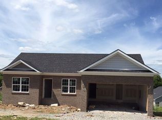 124 Nathan Hale Dr, Georgetown, KY 40324