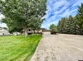 1982 Lake Creek Rd, Casper, WY 82604