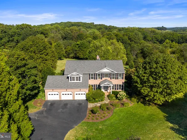 3400 Chula Dr, Westminster, MD 21157