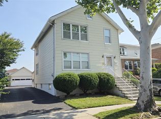 14723 23rd Ave, Whitestone, NY 11357