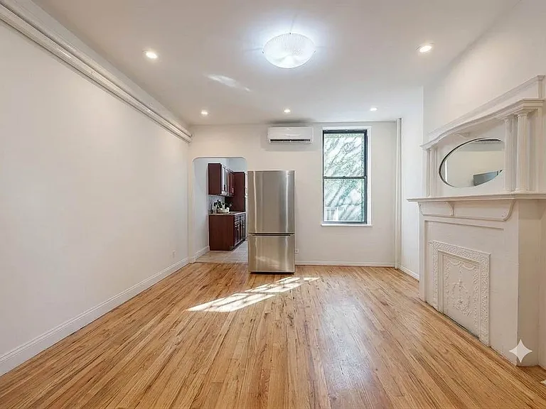 822 Marcy Ave #2 — Photo 3