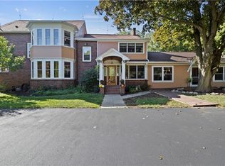 1022 Penfield Rd, Rochester, NY 14625