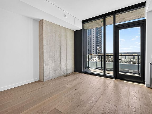 2nd image of 610 Davis St #3206