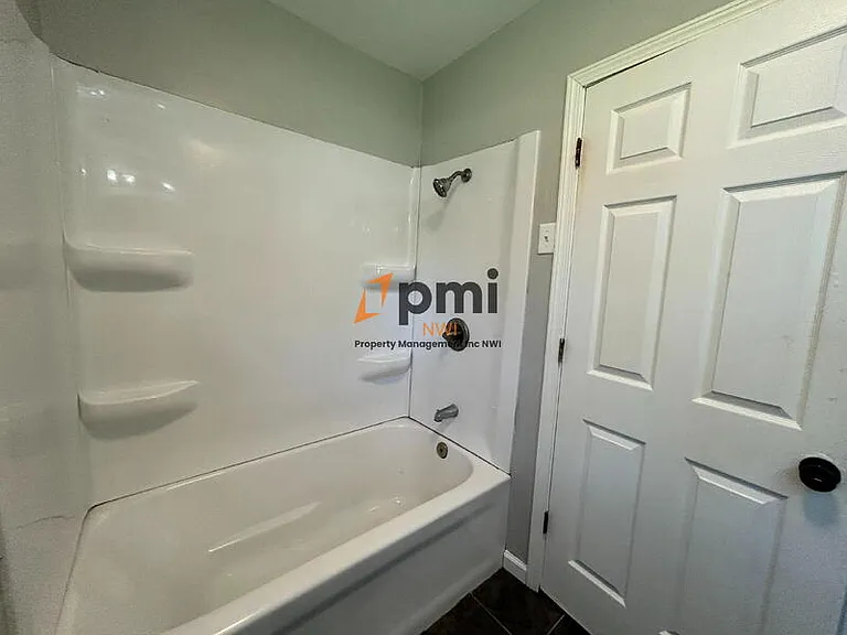 14725 Bryan St — Photo 15