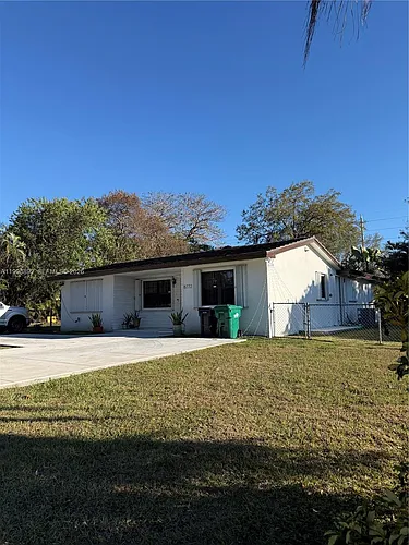 8772 SW 143rd St Photo 1