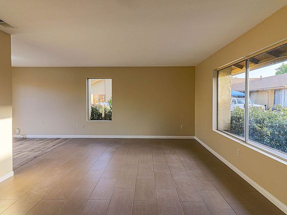 2nd image of 25648 White Oak Dr APT B