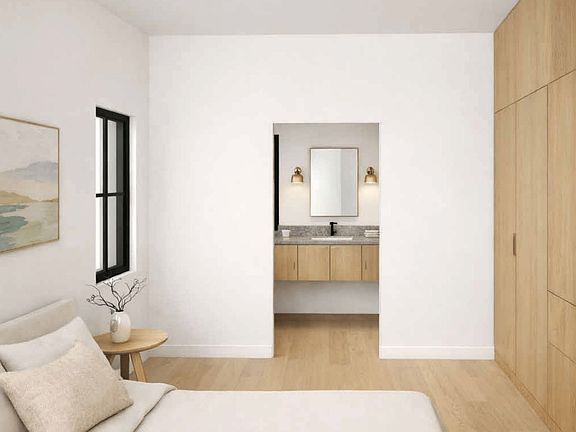 3rd image of 321.5 Milledge Hts