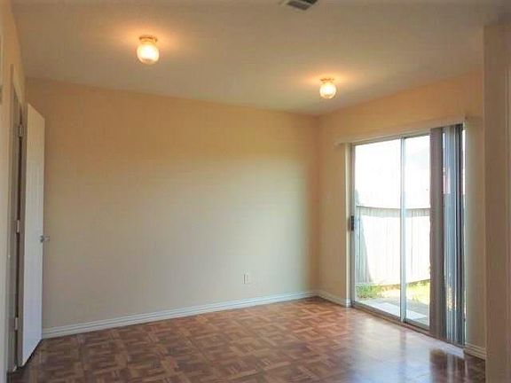 4th image of 12410 Sunlit Wood Way