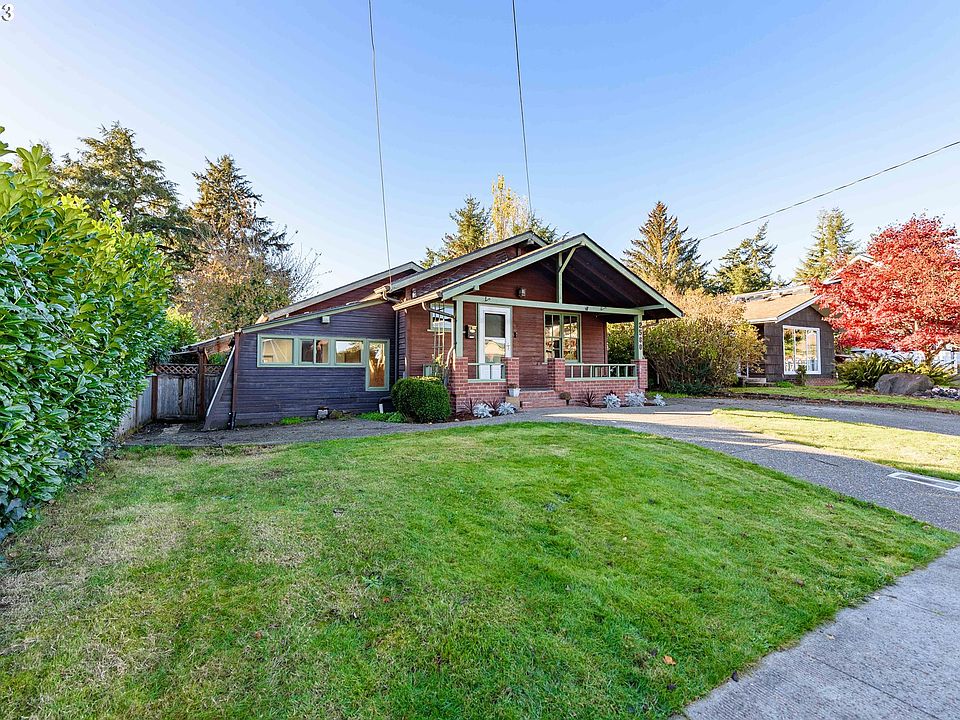 2580 Liberty St, North Bend, OR 97459 | MLS #23482327 | Zillow