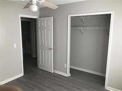 220 Lake Linden Dr — Photo 14