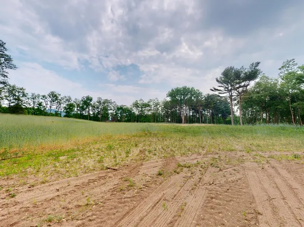 4 Bywater Ln, Trempealeau, WI 54661